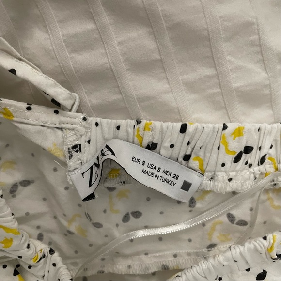 Zara crop too with tie back - Picture 2 of 3